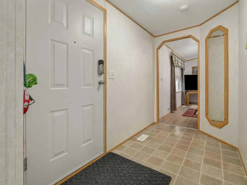 206 Station Boulevard Coaldale AB T1M 1P5