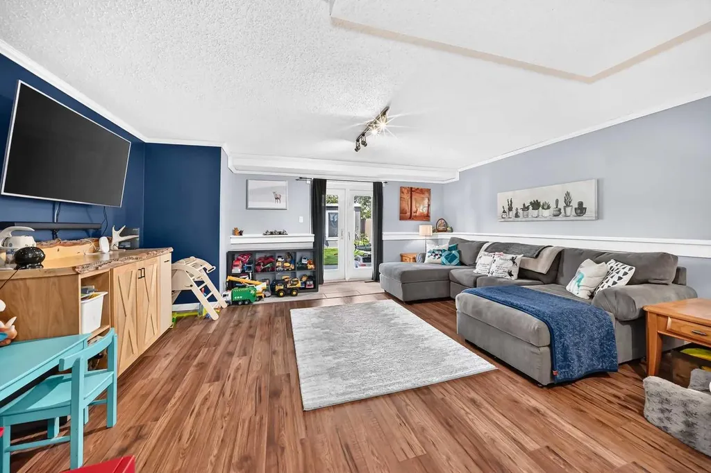 31 Taylor Way SE Airdrie AB T4A 1S4