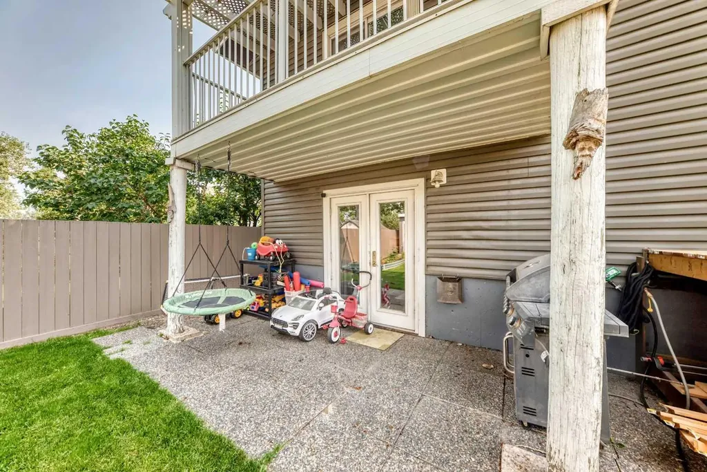 31 Taylor Way SE Airdrie AB T4A 1S4