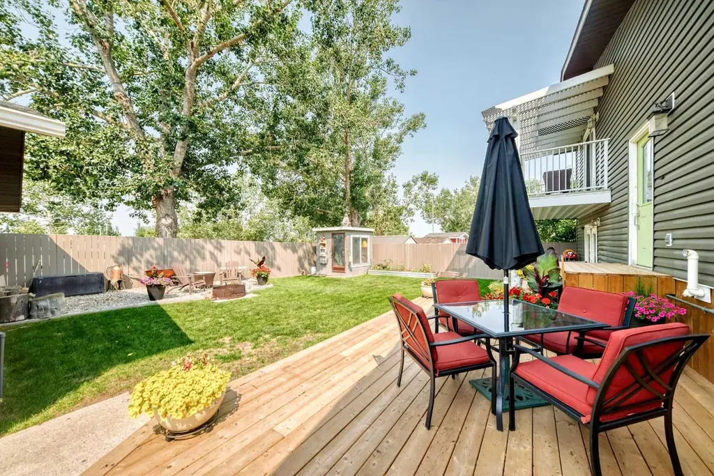 31 Taylor Way SE Airdrie AB T4A 1S4