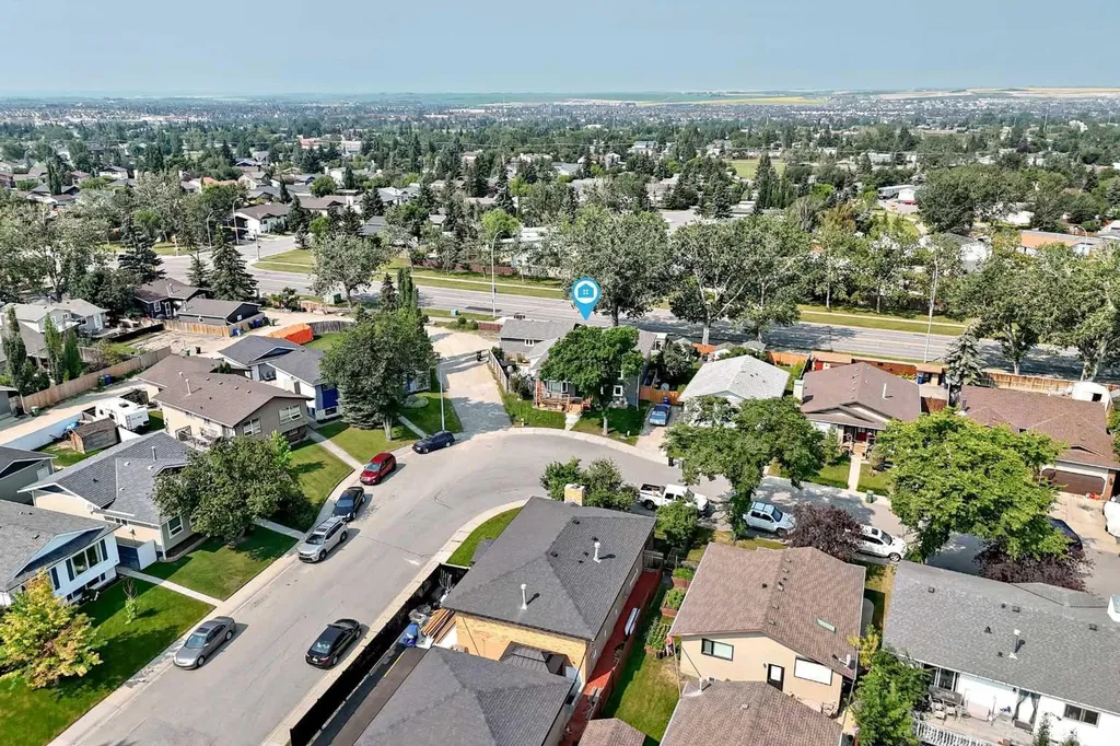 31 Taylor Way SE Airdrie AB T4A 1S4