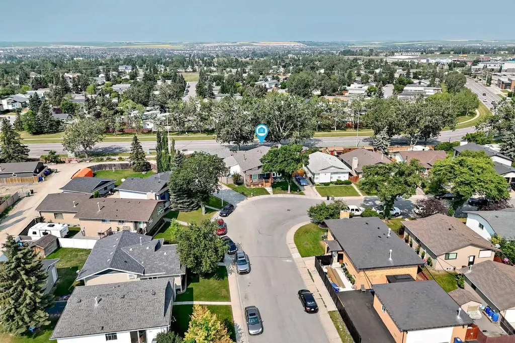 31 Taylor Way SE Airdrie AB T4A 1S4