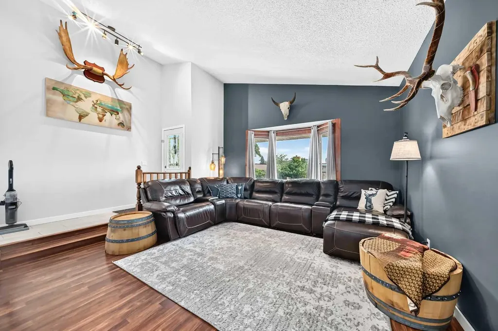 31 Taylor Way SE Airdrie AB T4A 1S4