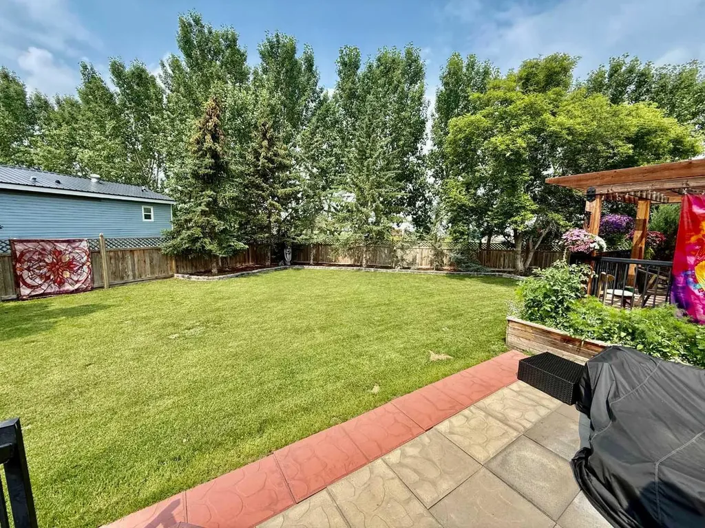 3908 51 Avenue Provost AB T0B3S0
