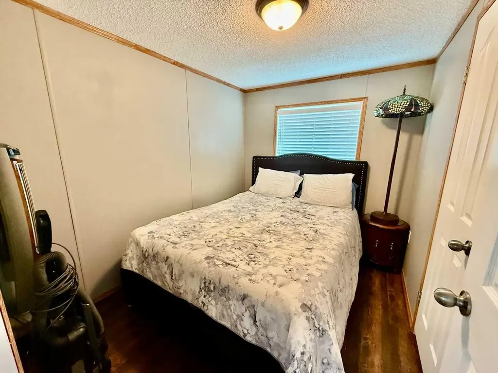 3908 51 Avenue Provost AB T0B3S0