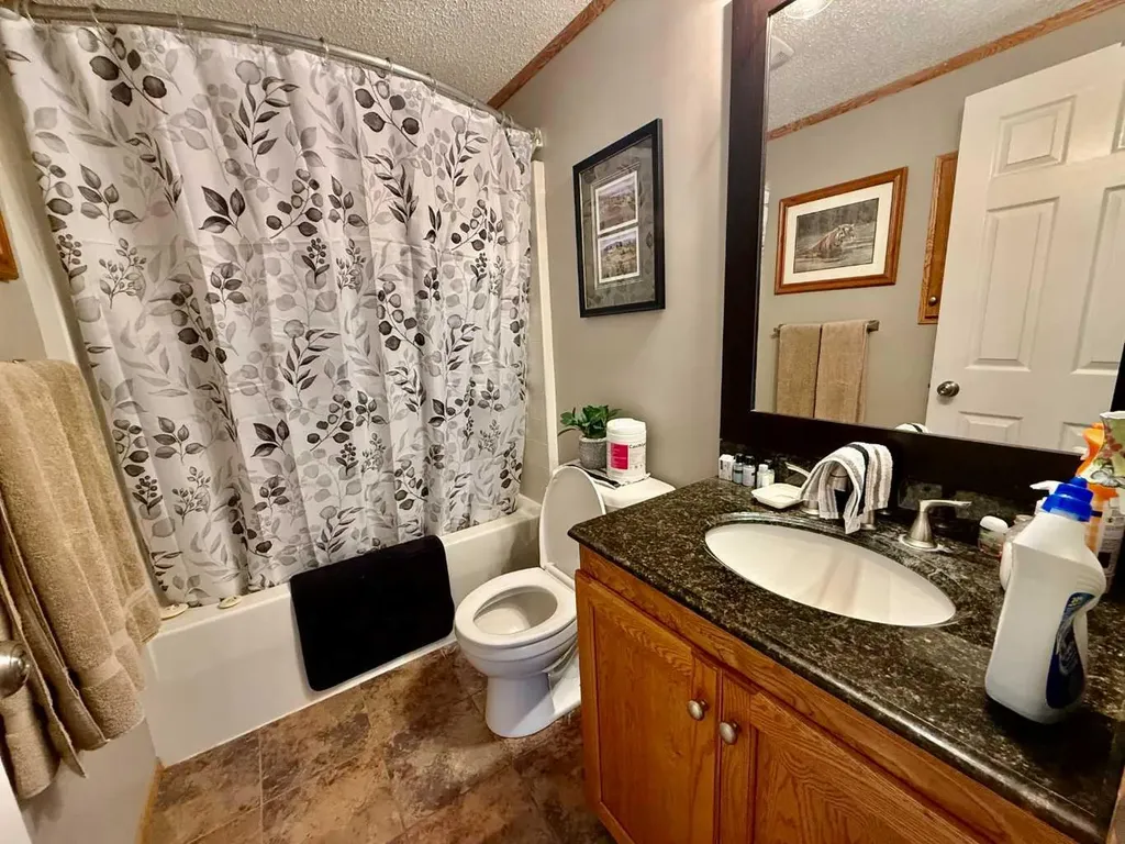3908 51 Avenue Provost AB T0B3S0