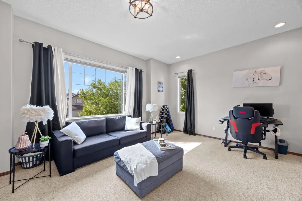 624 Cranston Drive SE Calgary AB T3M 0B6