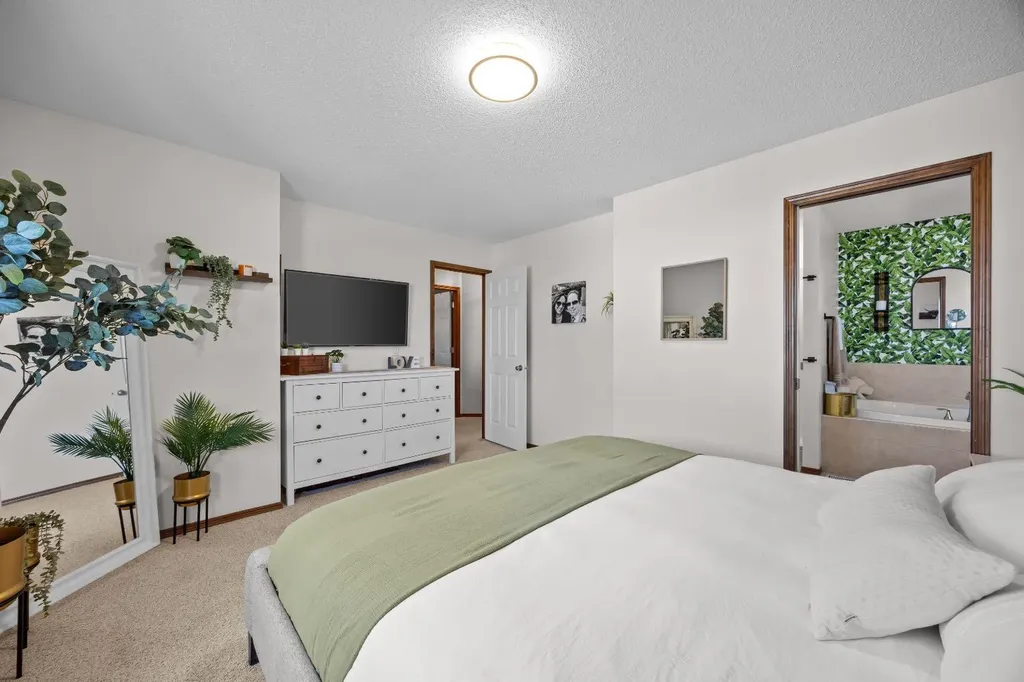 624 Cranston Drive SE Calgary AB T3M 0B6