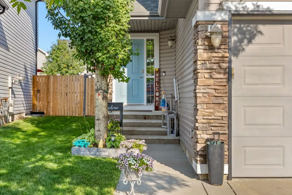 624 Cranston Drive SE Calgary AB T3M 0B6