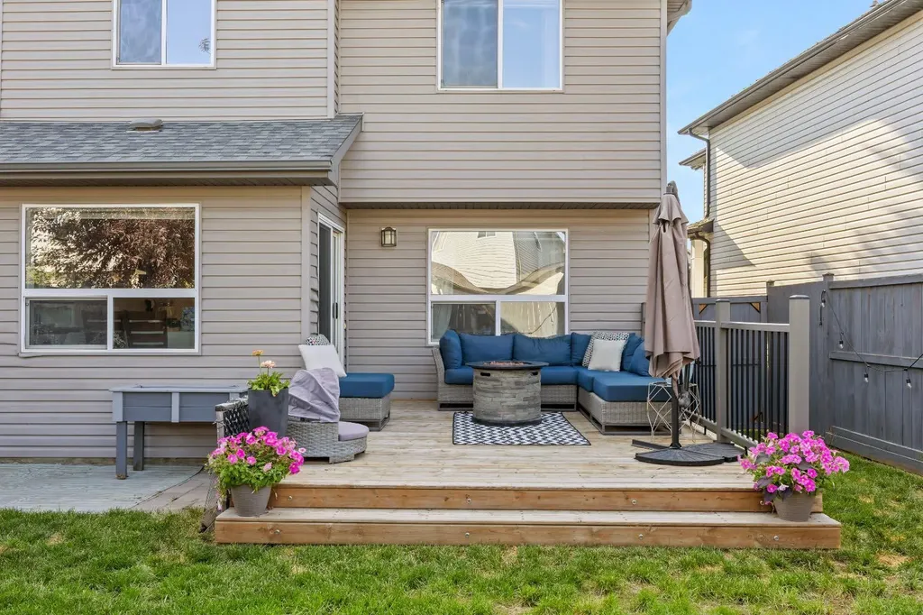624 Cranston Drive SE Calgary AB T3M 0B6