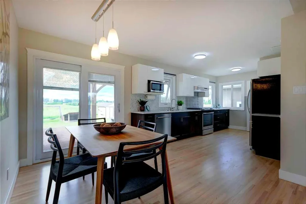 242133 96 Street E Rural Foothills County AB T1S 3Y6
