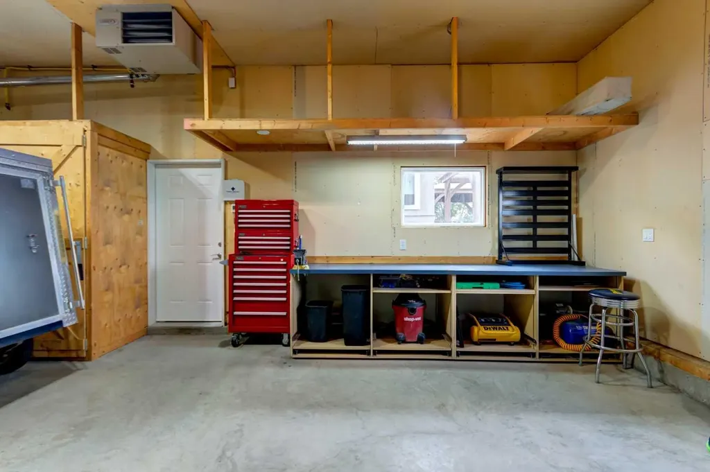 242133 96 Street E Rural Foothills County AB T1S 3Y6