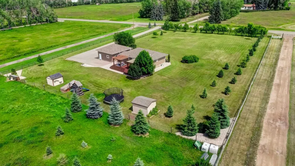 242133 96 Street E Rural Foothills County AB T1S 3Y6