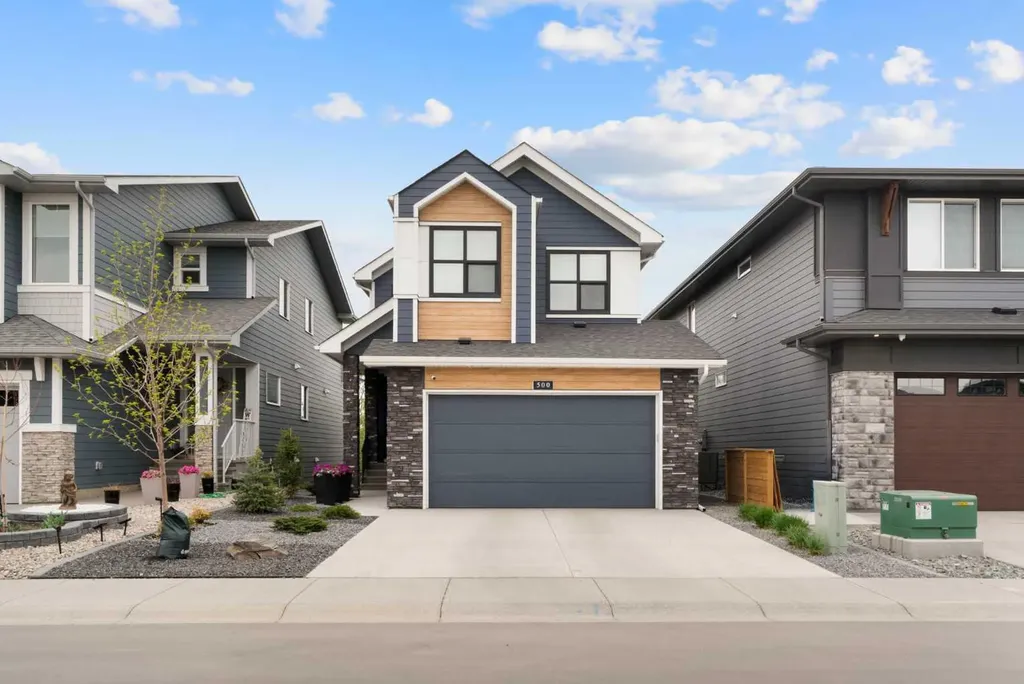 500 Cranbrook Gardens SE Calgary AB T3M 3N5