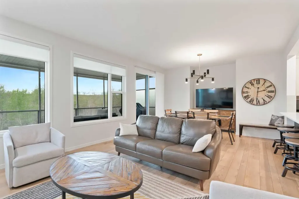 500 Cranbrook Gardens SE Calgary AB T3M 3N5