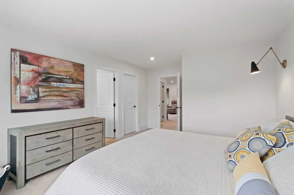 500 Cranbrook Gardens SE Calgary AB T3M 3N5