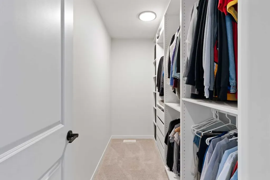 500 Cranbrook Gardens SE Calgary AB T3M 3N5