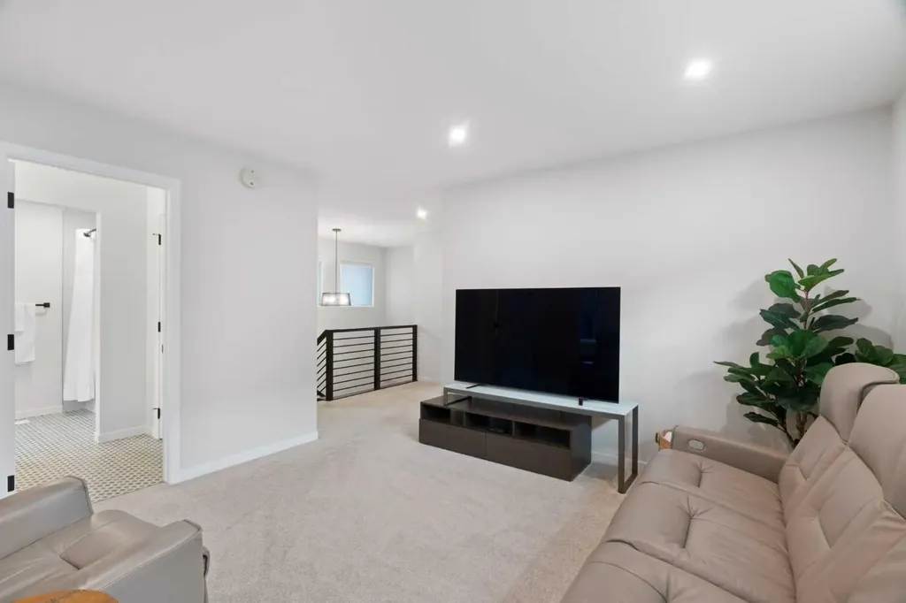 500 Cranbrook Gardens SE Calgary AB T3M 3N5