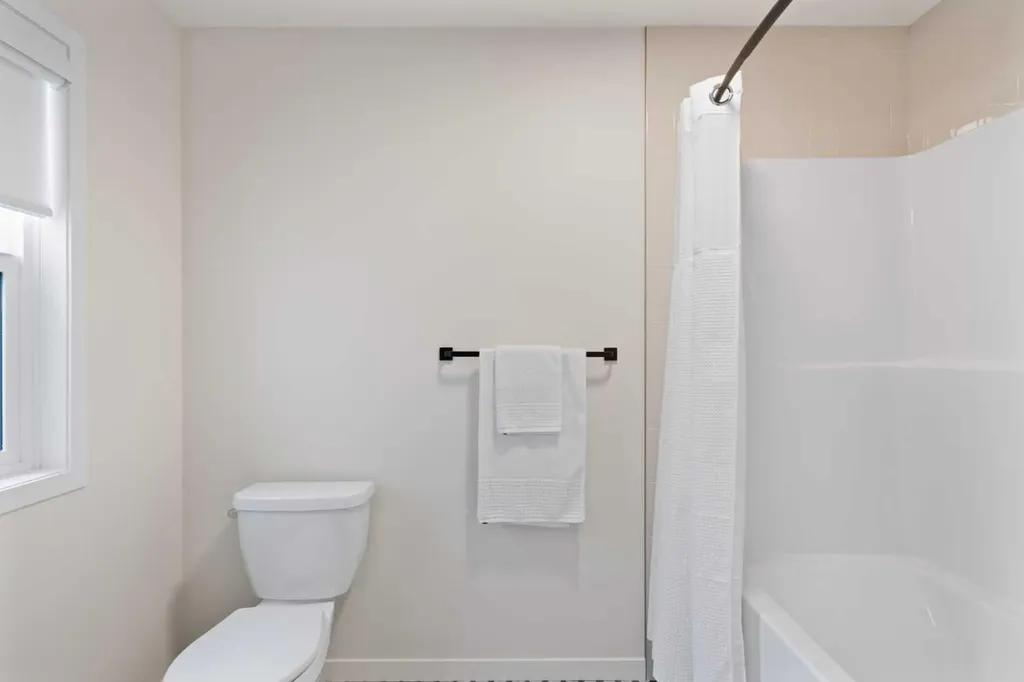 500 Cranbrook Gardens SE Calgary AB T3M 3N5