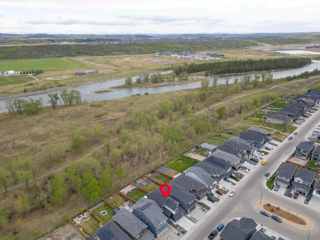 500 Cranbrook Gardens SE Calgary AB T3M 3N5