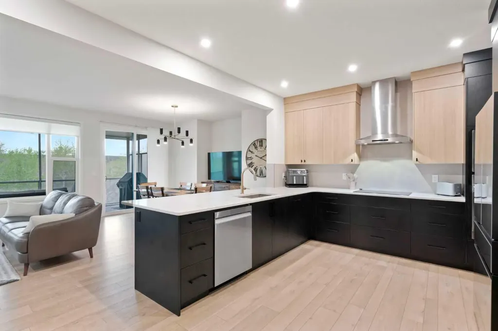 500 Cranbrook Gardens SE Calgary AB T3M 3N5
