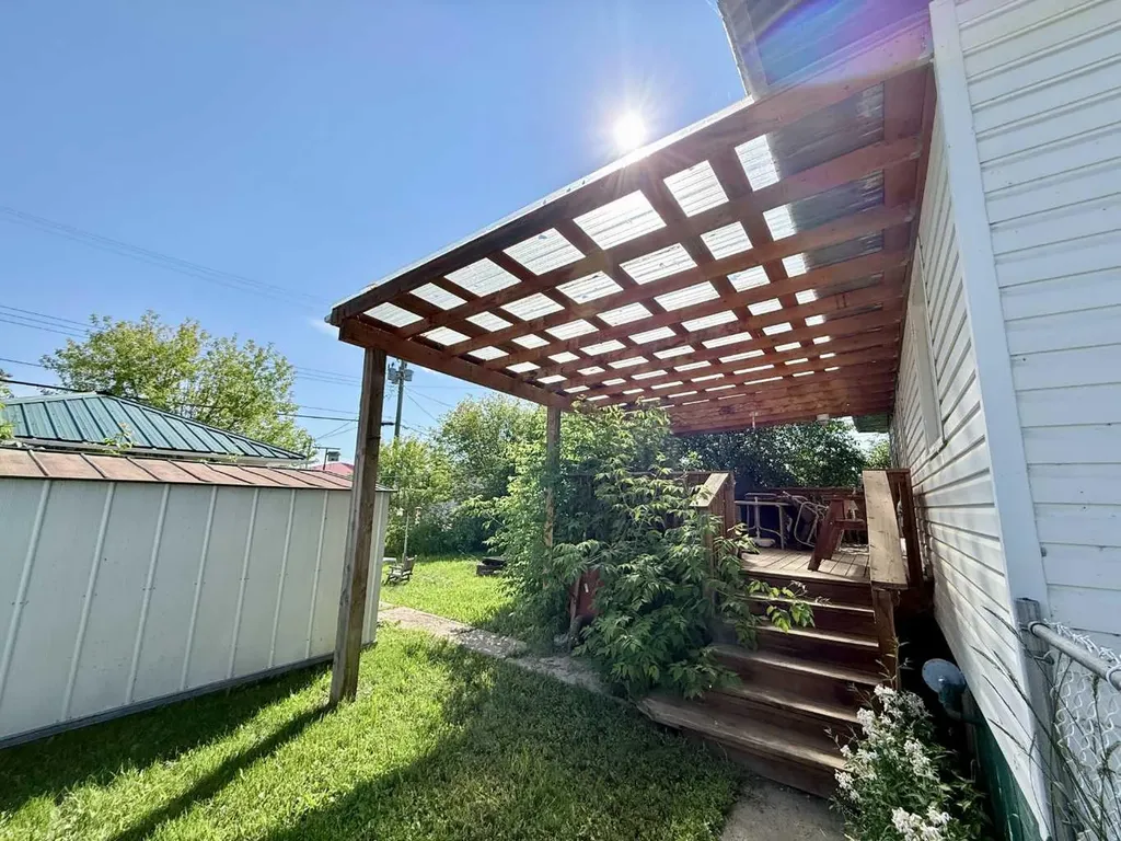 10211 102 Avenue Lac La Biche AB T0A 2C0