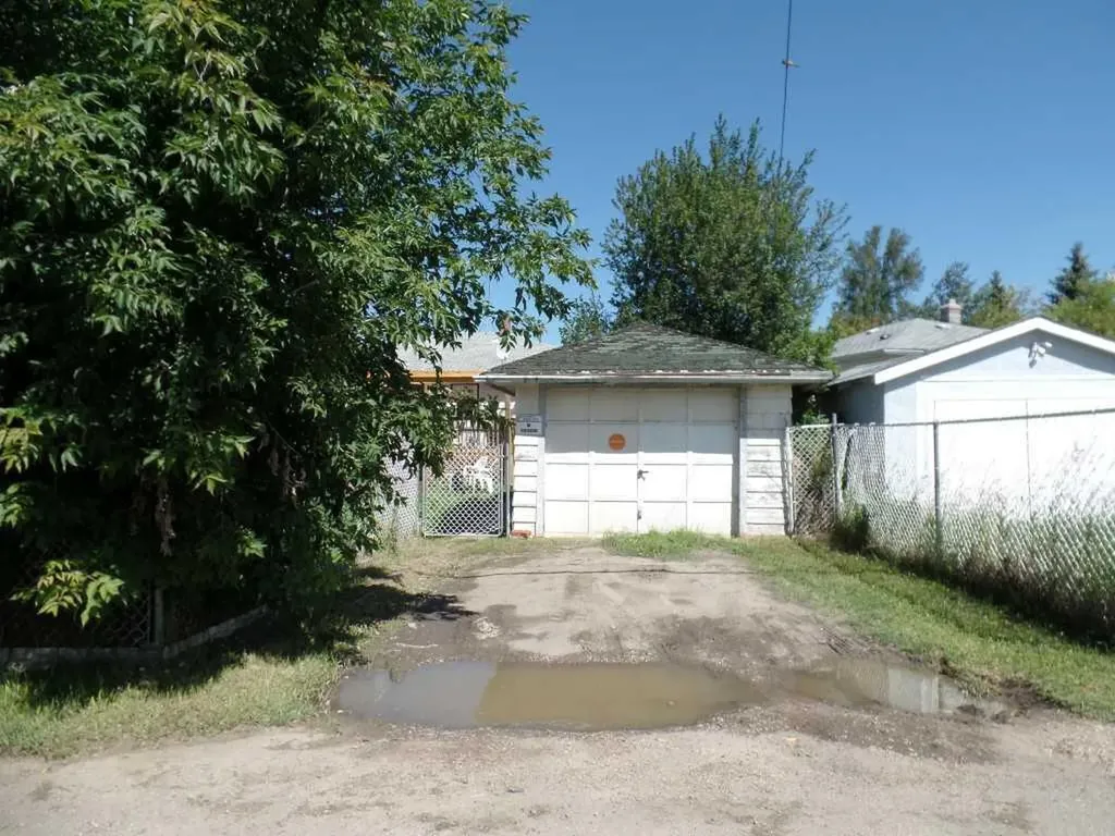 10211 102 Avenue Lac La Biche AB T0A 2C0