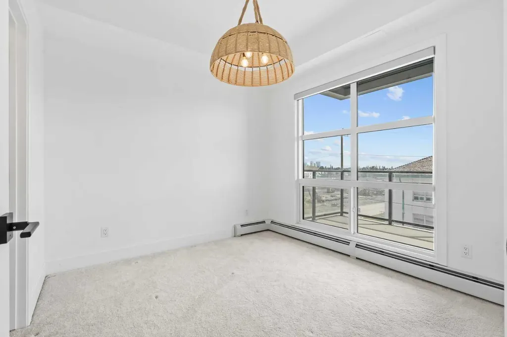 370 Dieppe Drive SW Calgary AB T3E 0E6