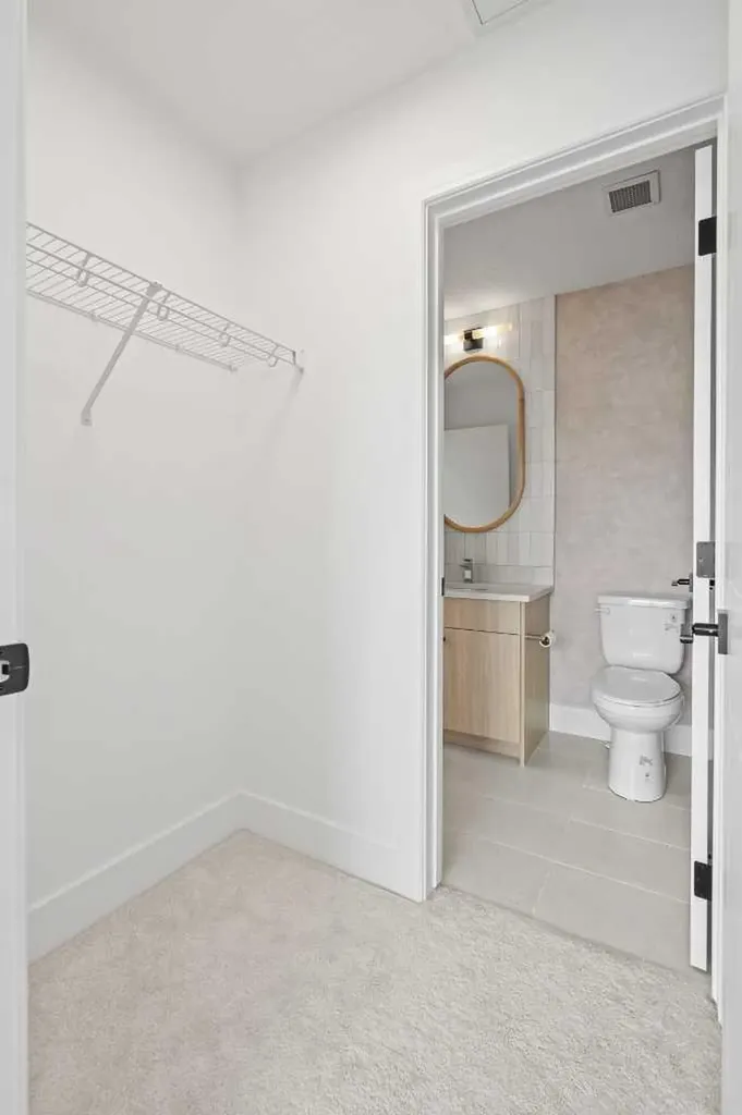370 Dieppe Drive SW Calgary AB T3E 0E6