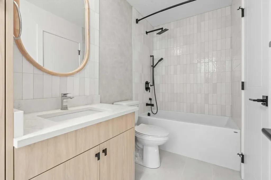 370 Dieppe Drive SW Calgary AB T3E 0E6