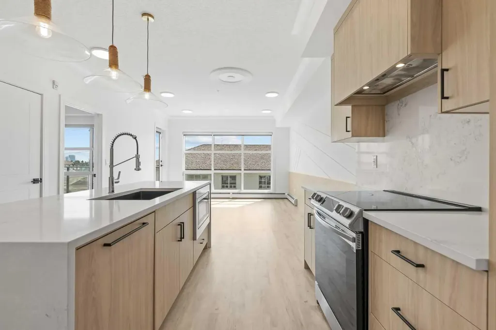 370 Dieppe Drive SW Calgary AB T3E 0E6
