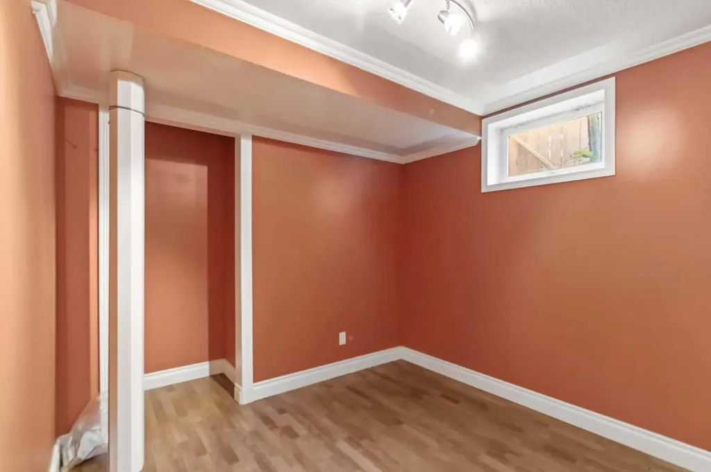 125 Oaks Crescent Fort Mcmurray AB T9K 1M4