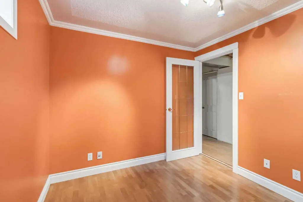 125 Oaks Crescent Fort Mcmurray AB T9K 1M4