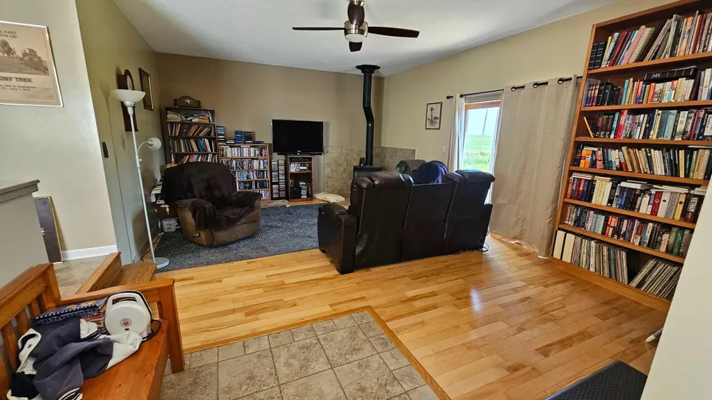 35065 Range Road 85 Rural Special Areas No. 4 AB T0C2S0