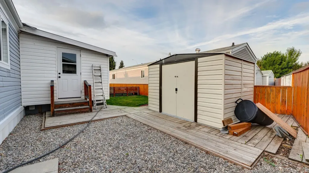 25 Westover Crescent W Claresholm AB T0L 0T0