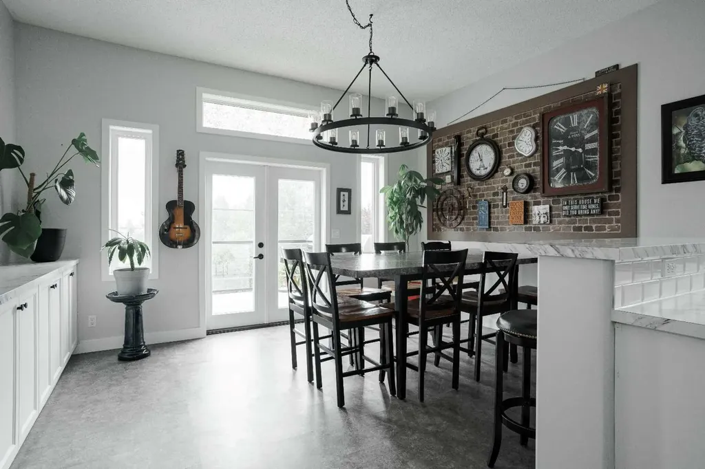 105 Lindstrom Crescent Fort Mcmurray AB T9K 2N7