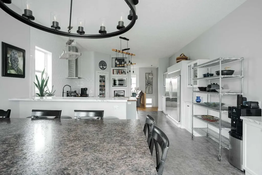 105 Lindstrom Crescent Fort Mcmurray AB T9K 2N7