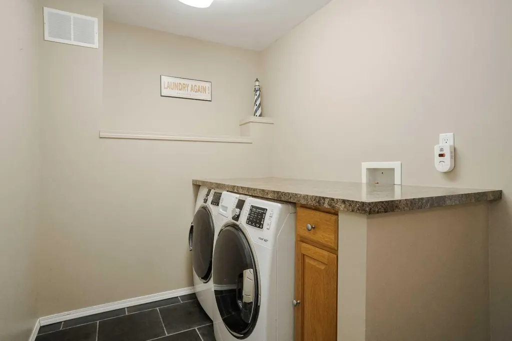 105 Lindstrom Crescent Fort Mcmurray AB T9K 2N7