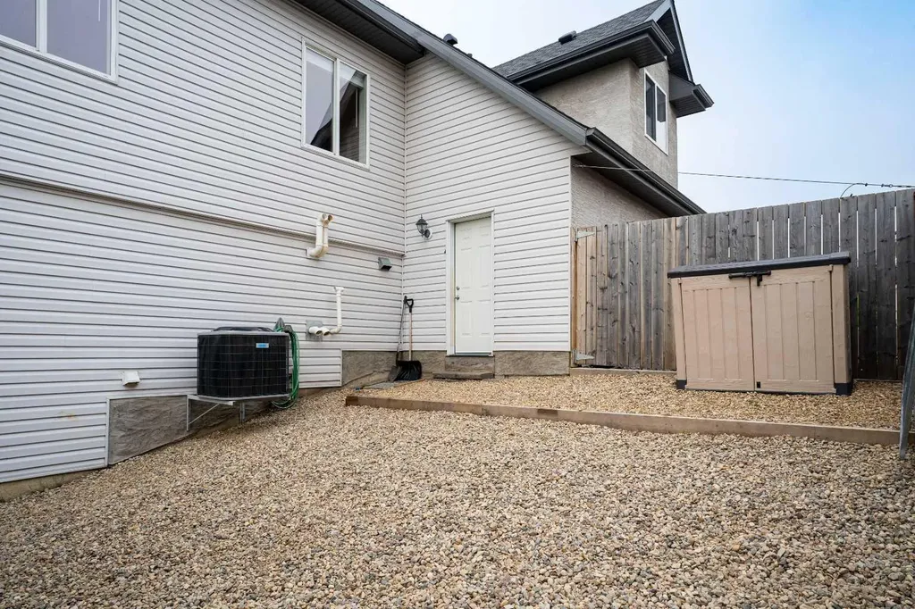 105 Lindstrom Crescent Fort Mcmurray AB T9K 2N7