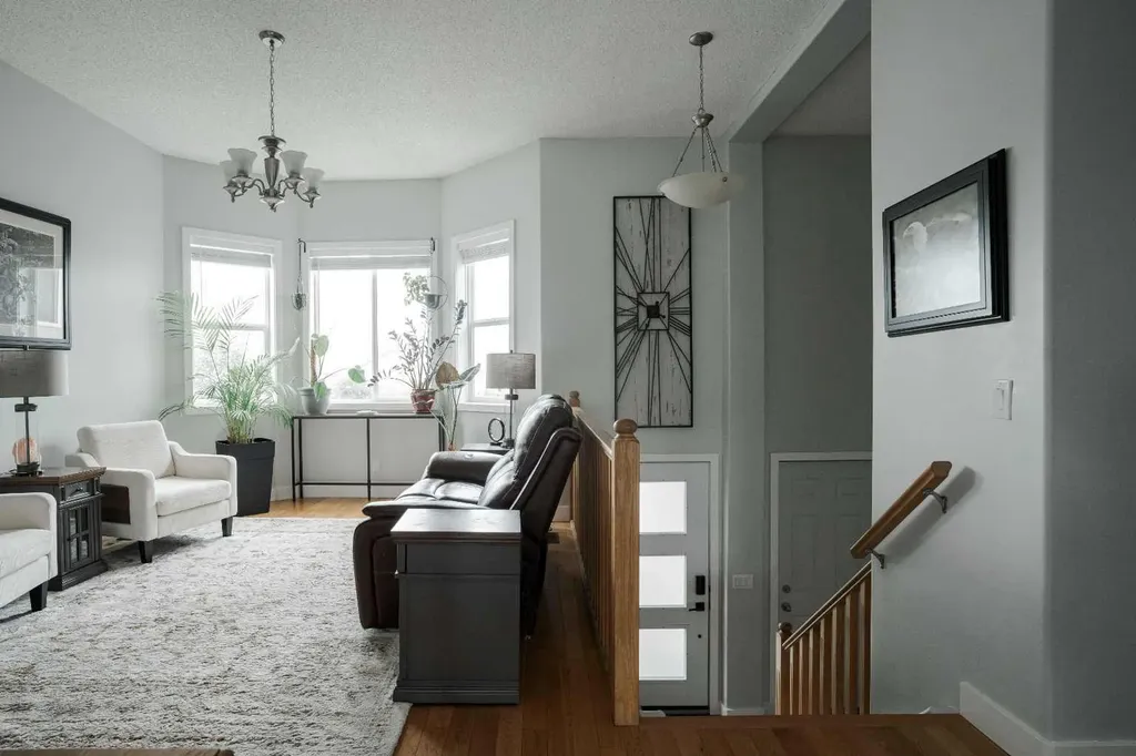 105 Lindstrom Crescent Fort Mcmurray AB T9K 2N7