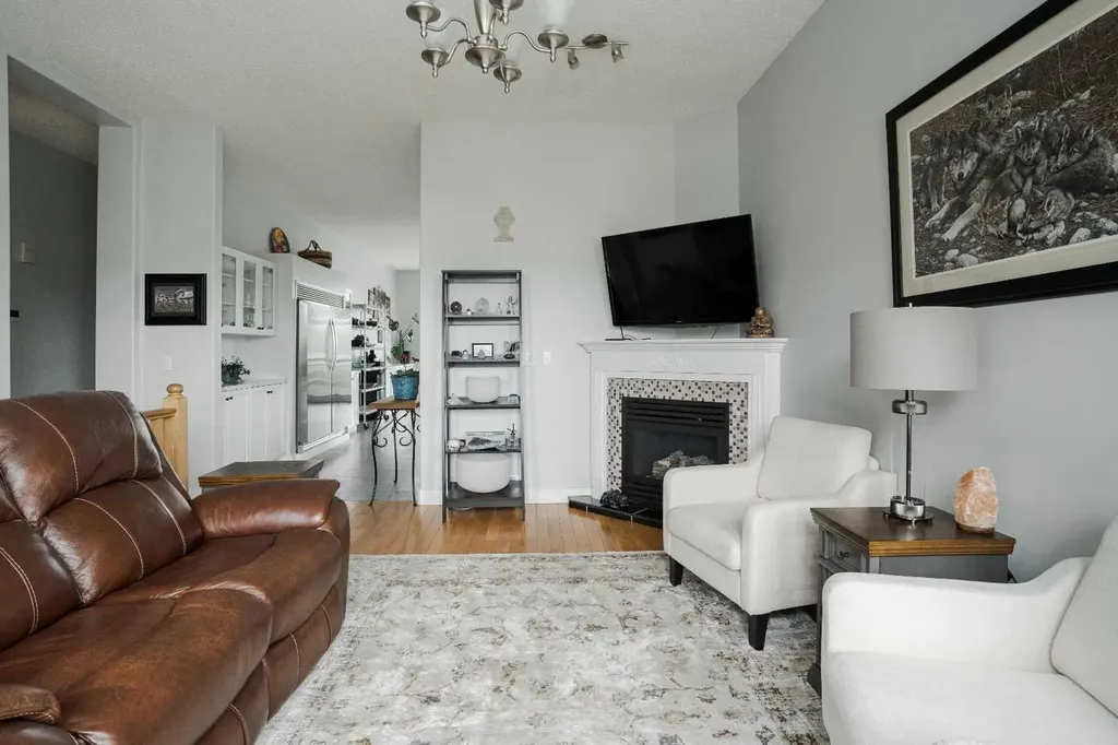 105 Lindstrom Crescent Fort Mcmurray AB T9K 2N7