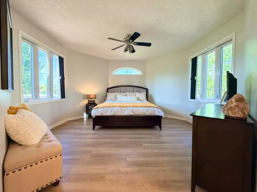 10221 74 Avenue Grande Prairie AB T8W 2K9