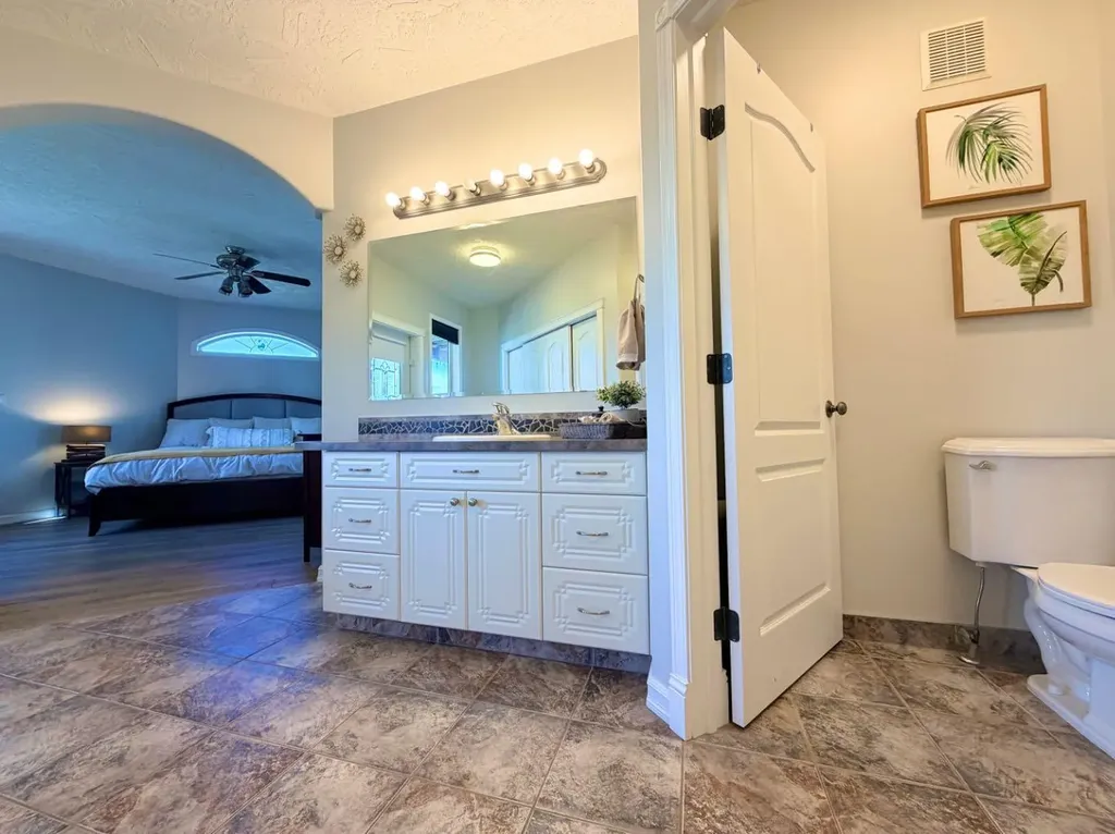 10221 74 Avenue Grande Prairie AB T8W 2K9