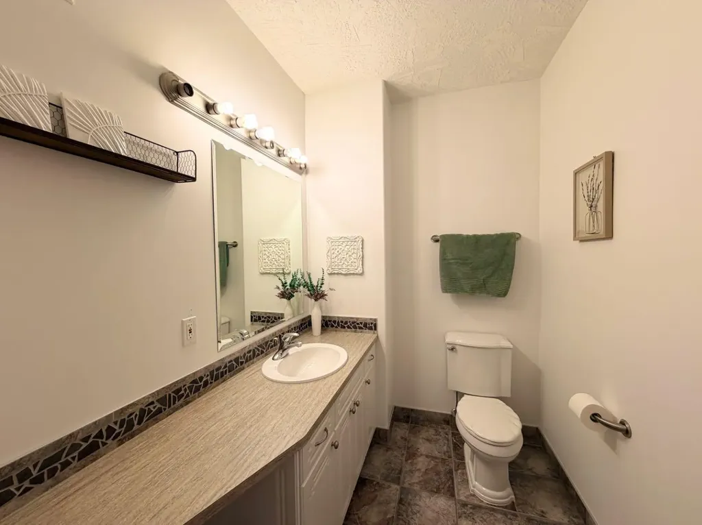 10221 74 Avenue Grande Prairie AB T8W 2K9