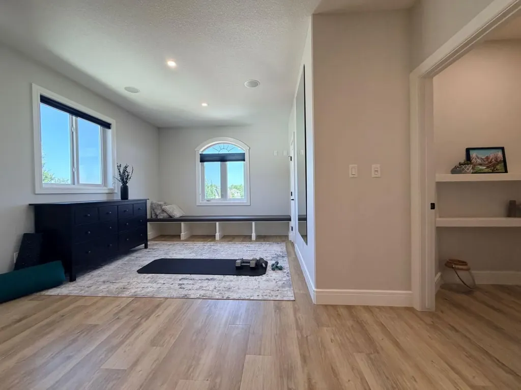 10221 74 Avenue Grande Prairie AB T8W 2K9