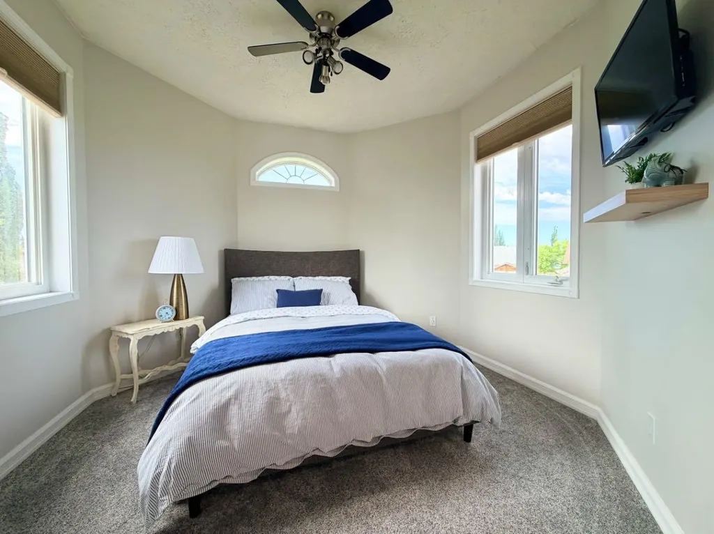 10221 74 Avenue Grande Prairie AB T8W 2K9