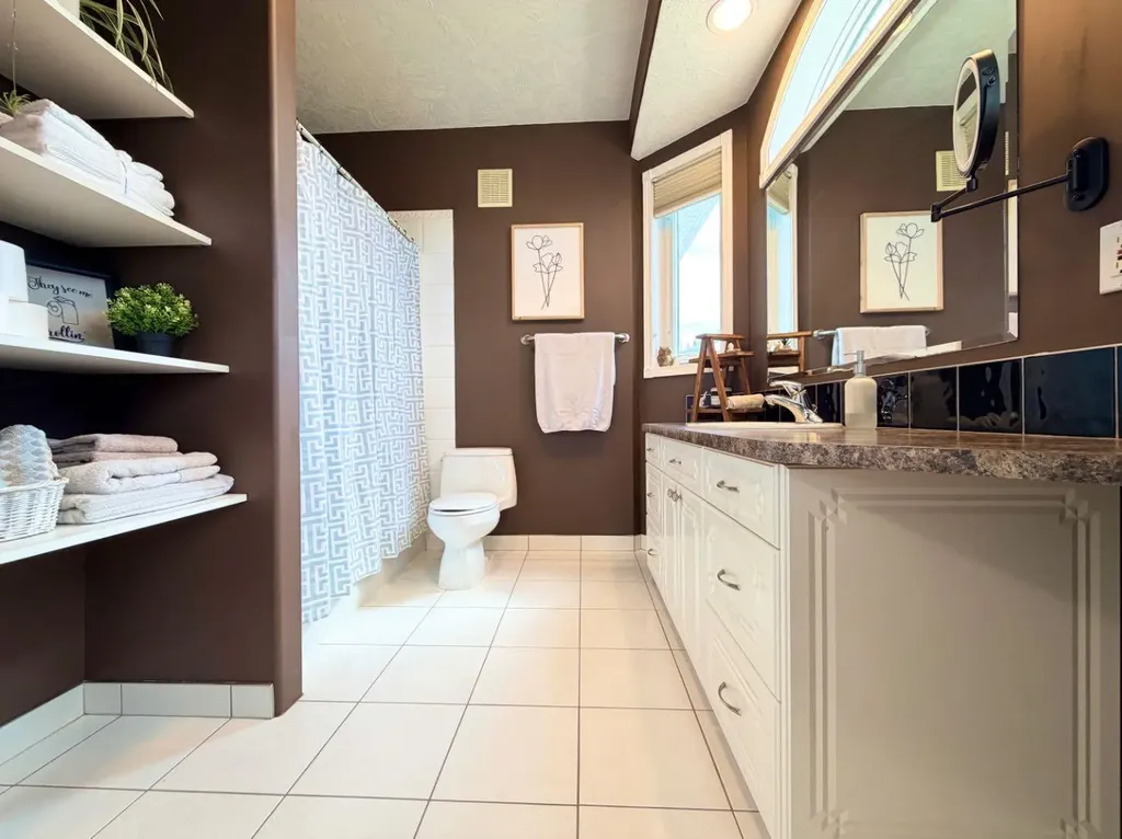 10221 74 Avenue Grande Prairie AB T8W 2K9