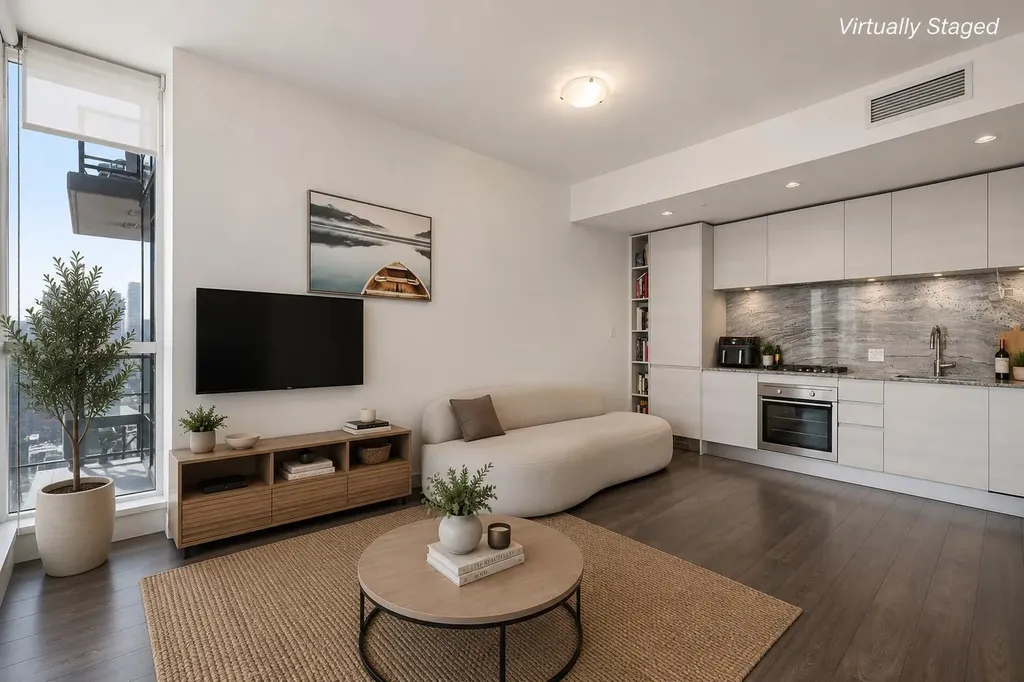 310 12 Avenue SW Calgary AB T2R 1B5