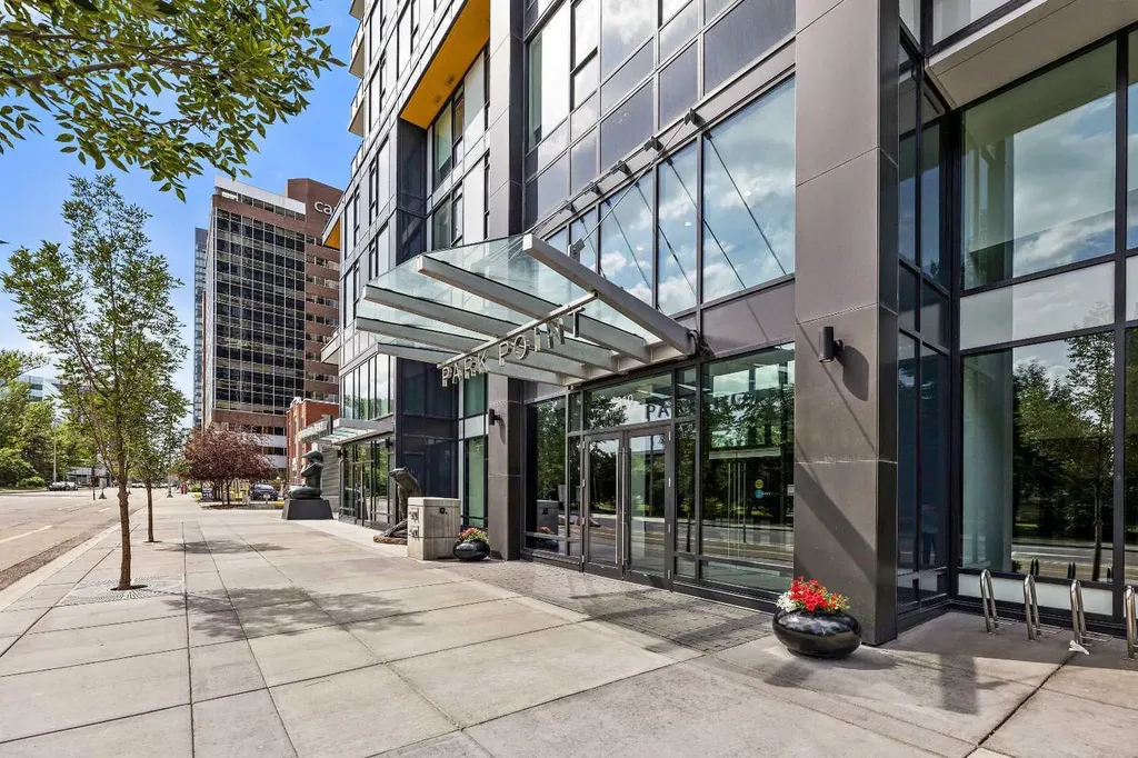 310 12 Avenue SW Calgary AB T2R 1B5