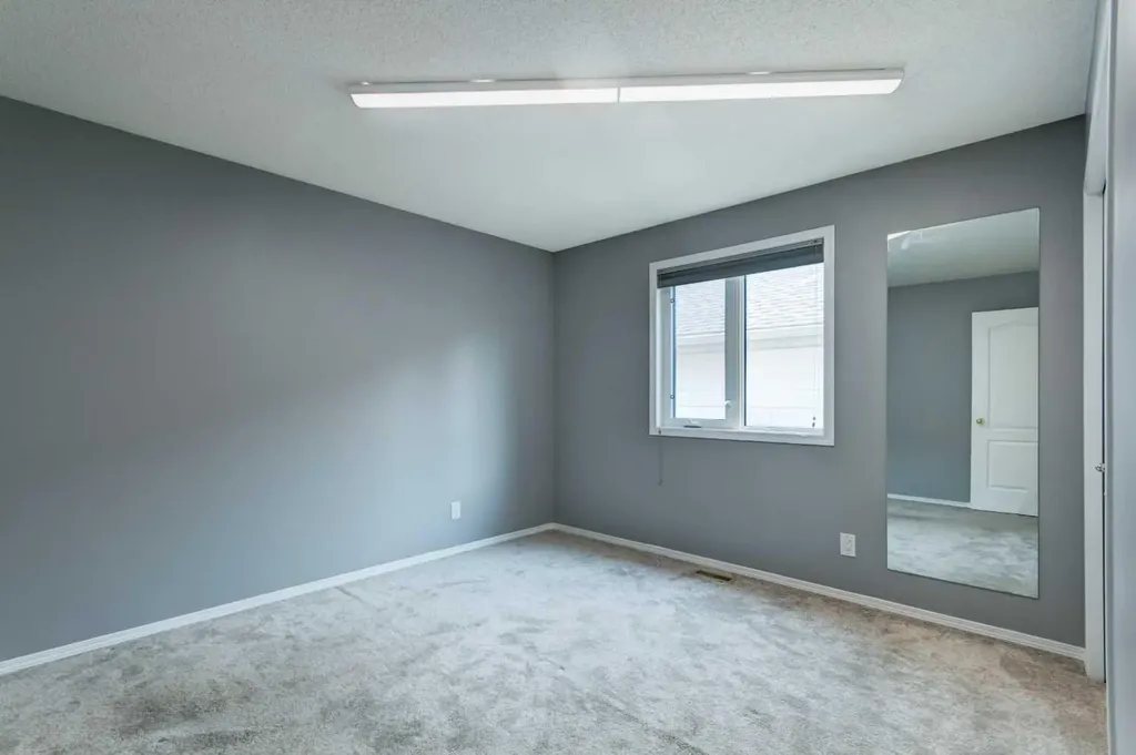 411 Shawinigan Drive SW Calgary AB T2Y 3A2